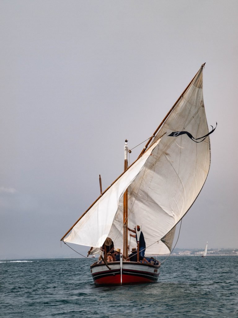 Fallo I Concurs de Fotografia de patí català i vela llatina